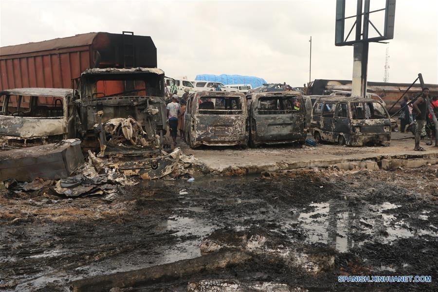 NIGERIA-LAGOS-EXPLOSION DE CAMION CISTERNA