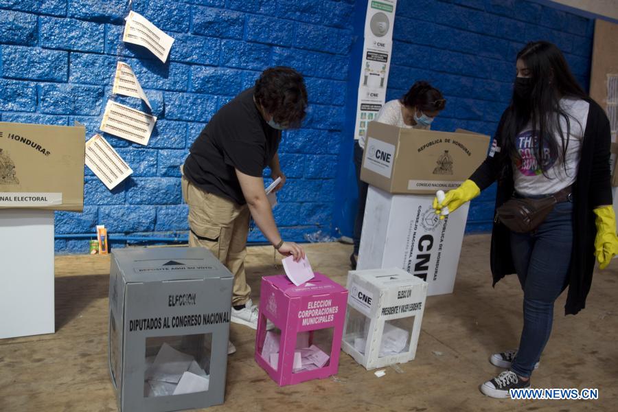 Abren Las Urnas En Honduras Para Celebrar Elecciones Primarias De Tres 9194