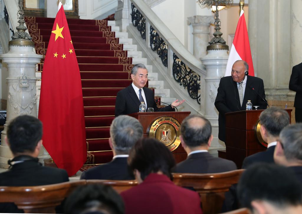 I ministri degli Esteri di Cina ed Egitto raggiungono un consenso importante durante i colloqui al Cairo