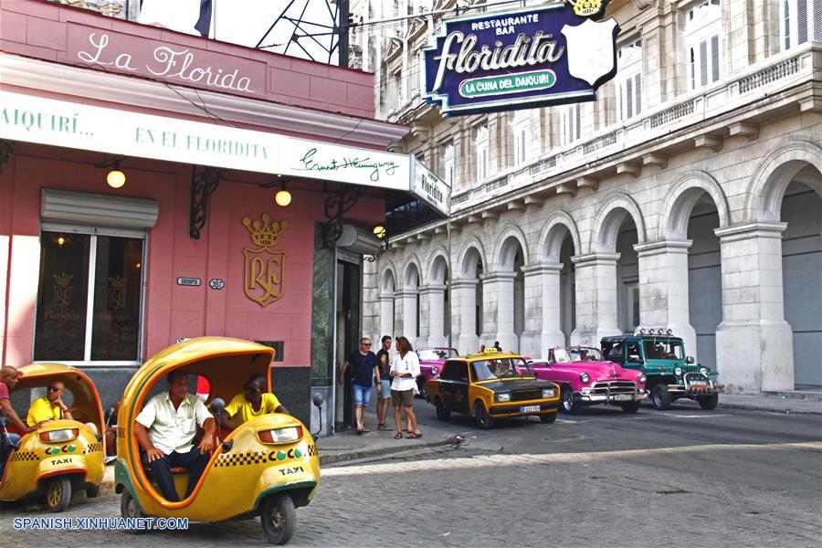 CUBA-HABANA-TURISMO-DESARROLLO-SERIE
