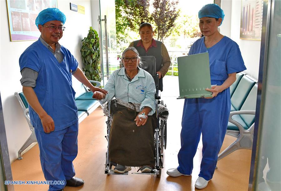 CHINA-NYINGCHI-ASISTENCIA MEDICA  
