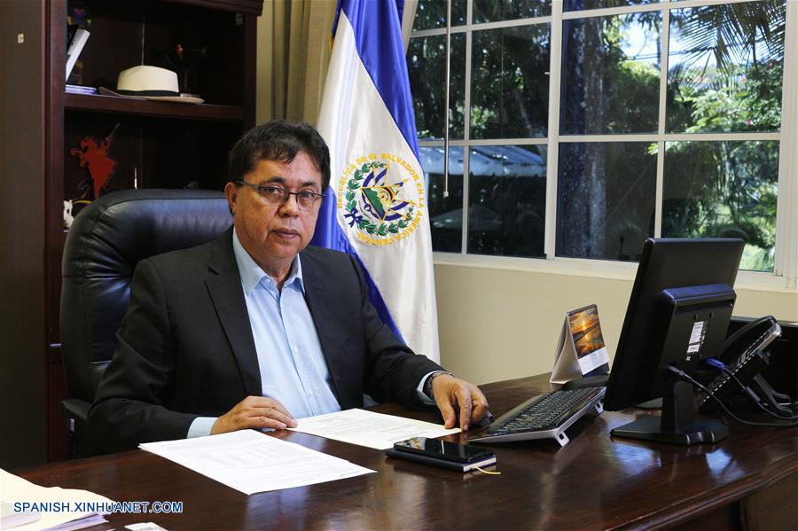 EL SALVADOR-SAN SALVADOR-CHINA-LORENZANA-ENTREVISTA