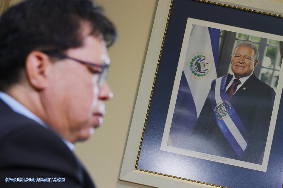 EL SALVADOR-SAN SALVADOR-CHINA-LORENZANA-ENTREVISTA