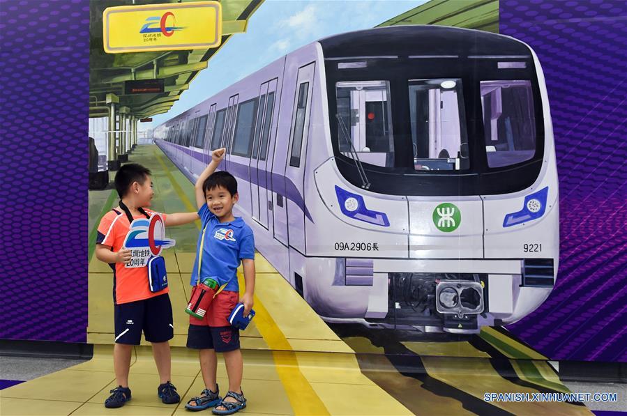 CHINA-SHENZHEN-ANIVERSARIO-METRO