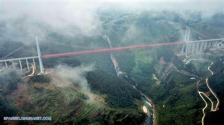 CHINA-GUIZHOU-PUENTE-PAISAJE