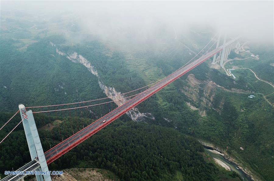 CHINA-GUIZHOU-PUENTE-PAISAJE