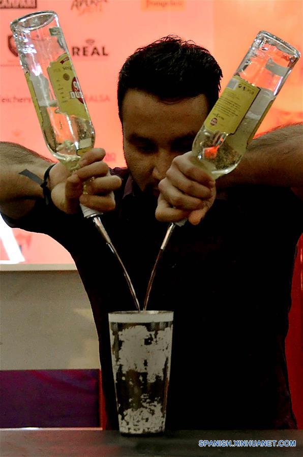 CUBA-HABANA-CAMPEONATO-COCTELERIA