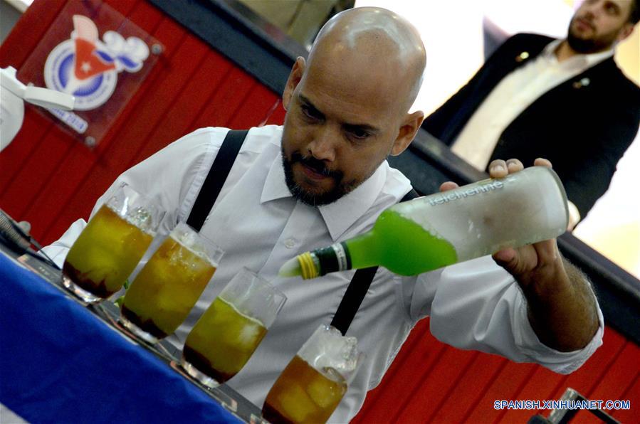 CUBA-HABANA-CAMPEONATO-COCTELERIA