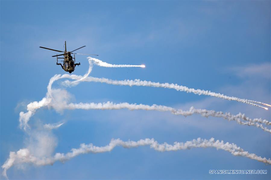 CHINA-JILIN-FUERZA AEREA-PRESENTACION