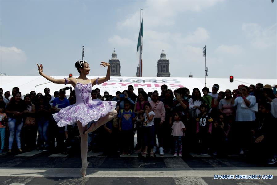 MEXICO-CIUDAD DE MEXICO-DANZA-ESPECTACULO