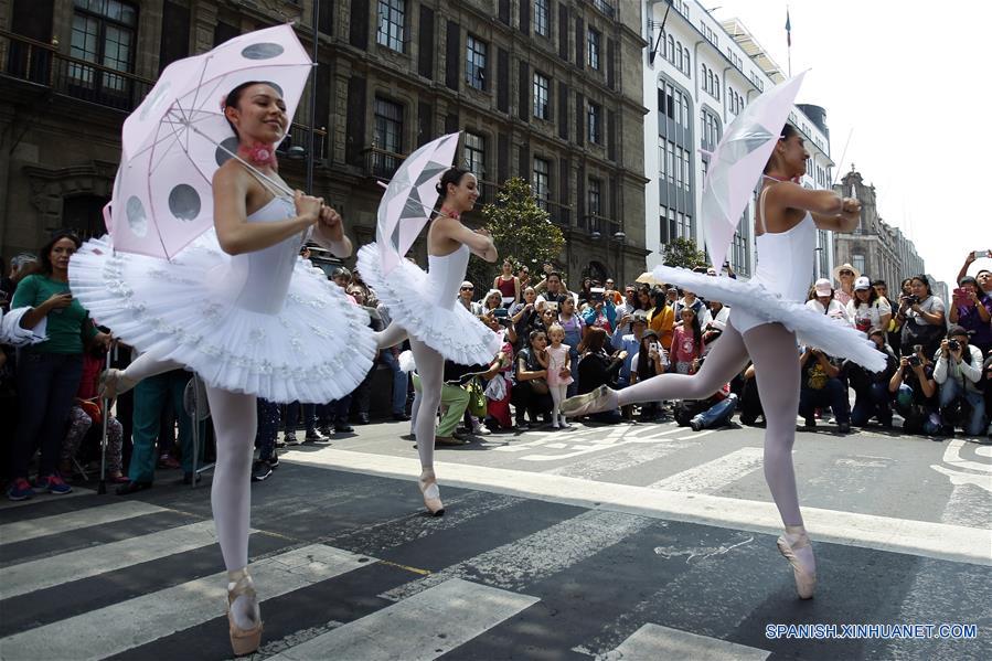 MEXICO-CIUDAD DE MEXICO-DANZA-ESPECTACULO
