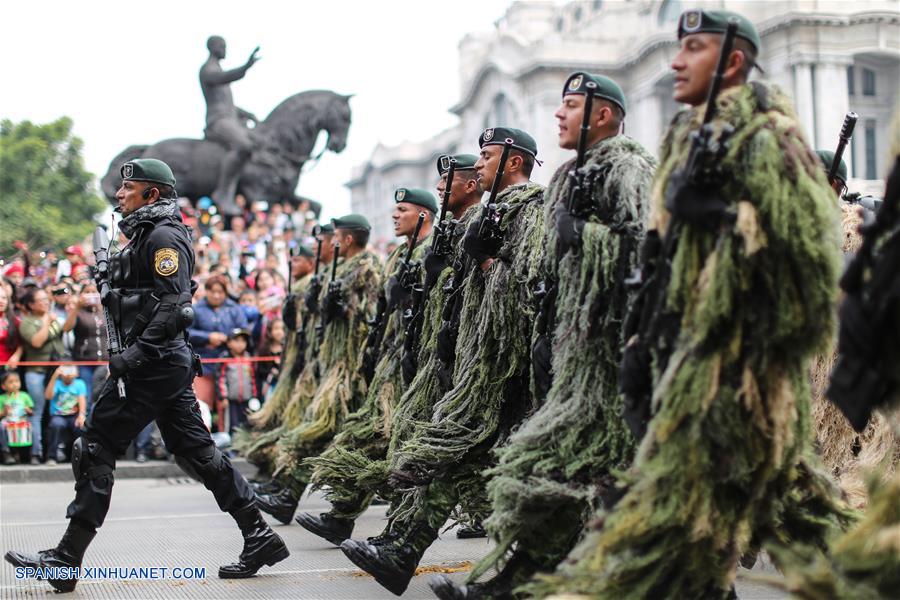 MEXICO-CIUDAD DE MEXICO-INDEPENDENCIA-DESFILE MILITAR
