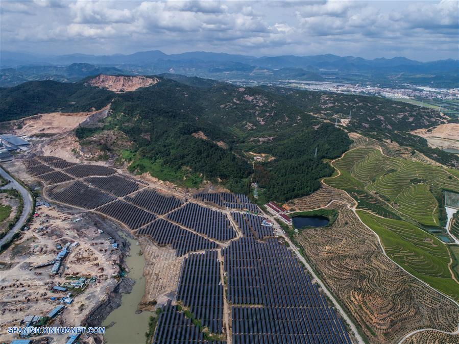 CHINA-ZHEJIANG-CENTRAL FOTOVOLTAICA