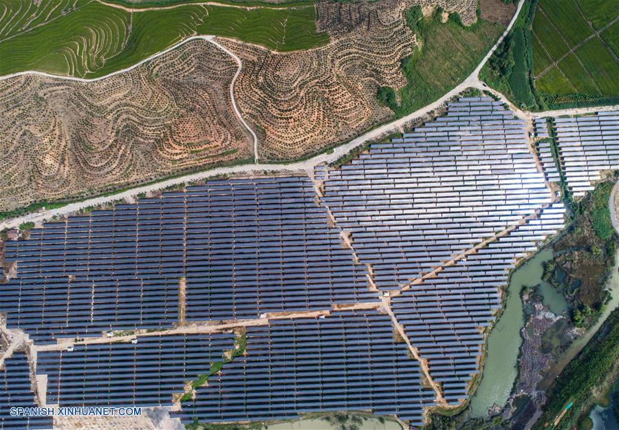 CHINA-ZHEJIANG-CENTRAL FOTOVOLTAICA