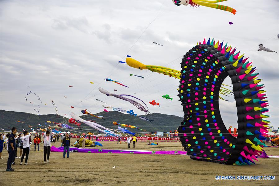 CHINA-ZHOUSHAN-VOLAR COMETAS