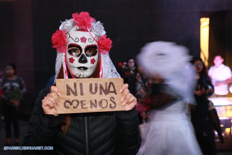 MEXICO-CIUDAD DE MEXICO-DIA DE MUERTOS