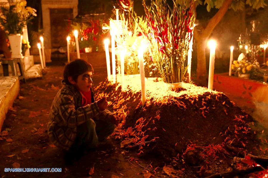 MEXICO-CIUDAD DE MEXICO-DIA DE MUERTOS