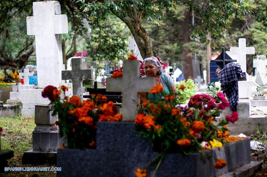 MEXICO-CIUDAD DE MEXICO-DIA DE MUERTOS