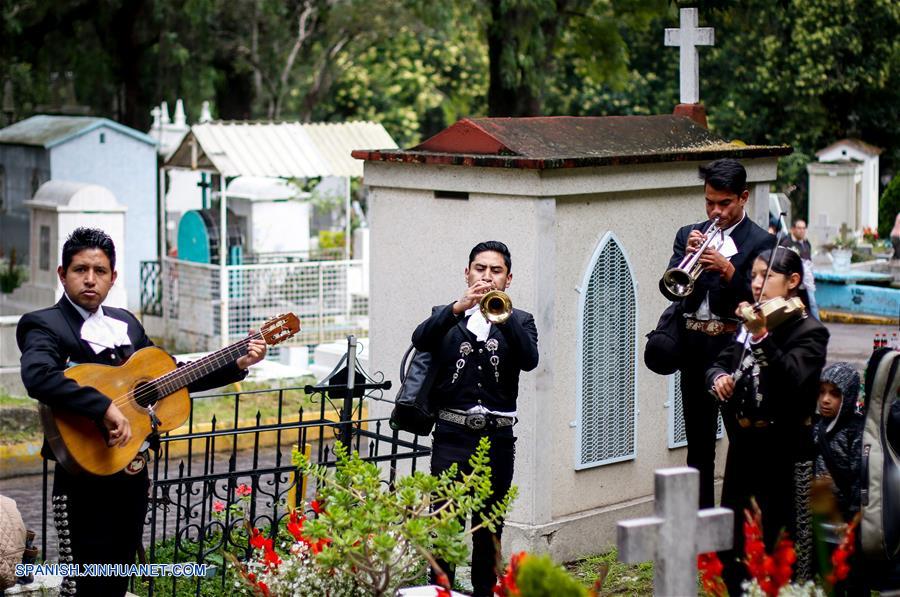 MEXICO-CIUDAD DE MEXICO-DIA DE MUERTOS