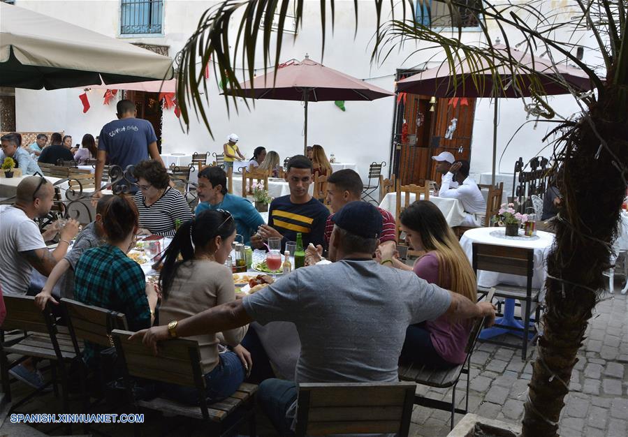 CUBA-HABANA-EMPLEOS