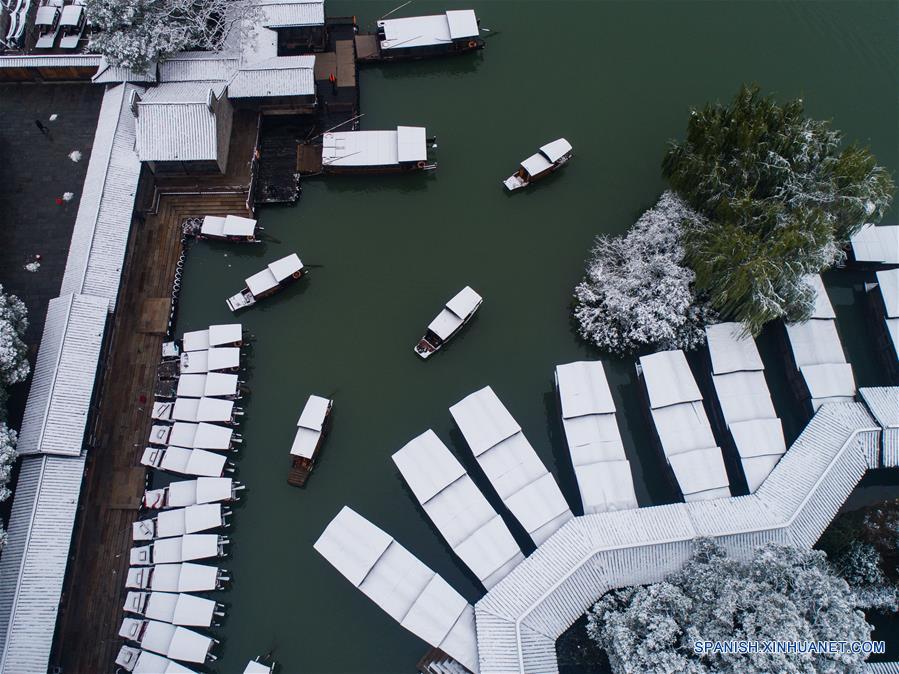 CHINA-ZHEJIANG-NIEVE-PAISAJE