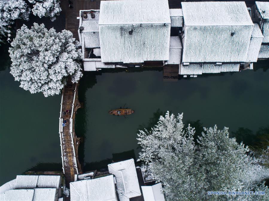 CHINA-ZHEJIANG-NIEVE-PAISAJE