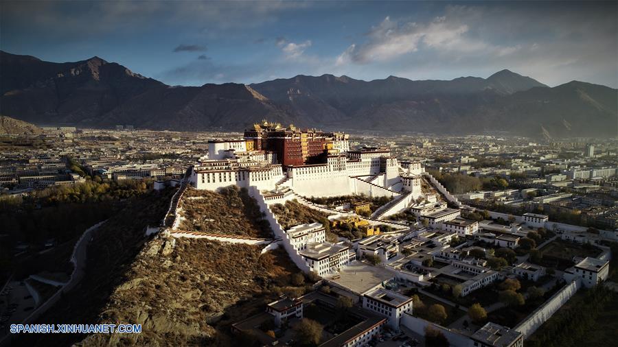 CHINA-LHASA-PALACIO DE POTALA-RENOVACION