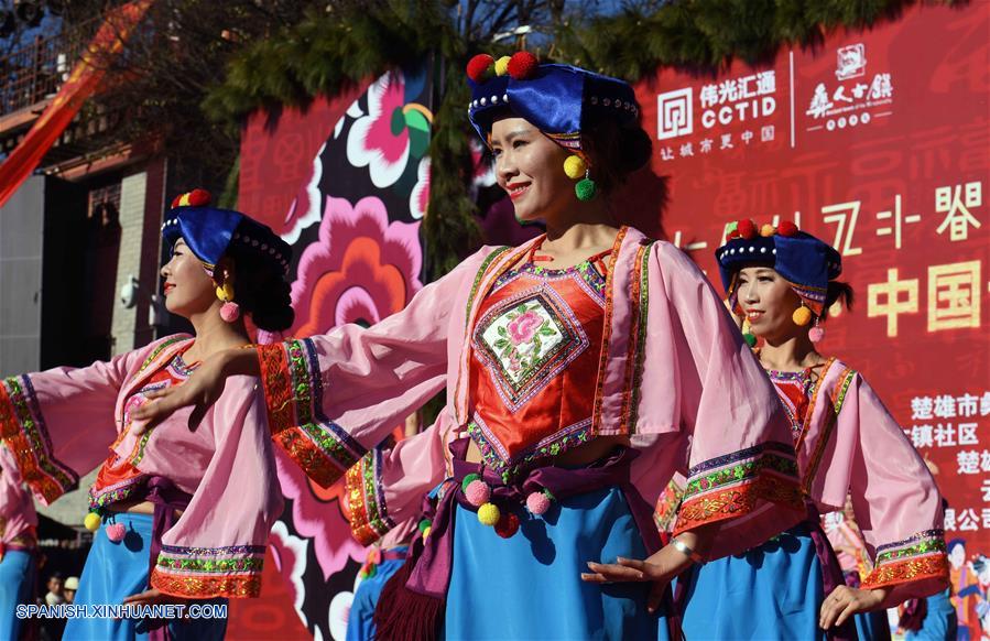 CHINA-YUNNAN-GRUPO ETNICO YI-AÑO NUEVO