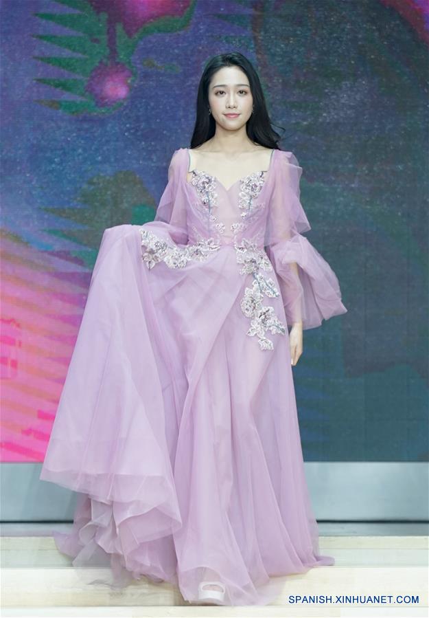 CHINA-BEIJING-MODA-CONCURSO