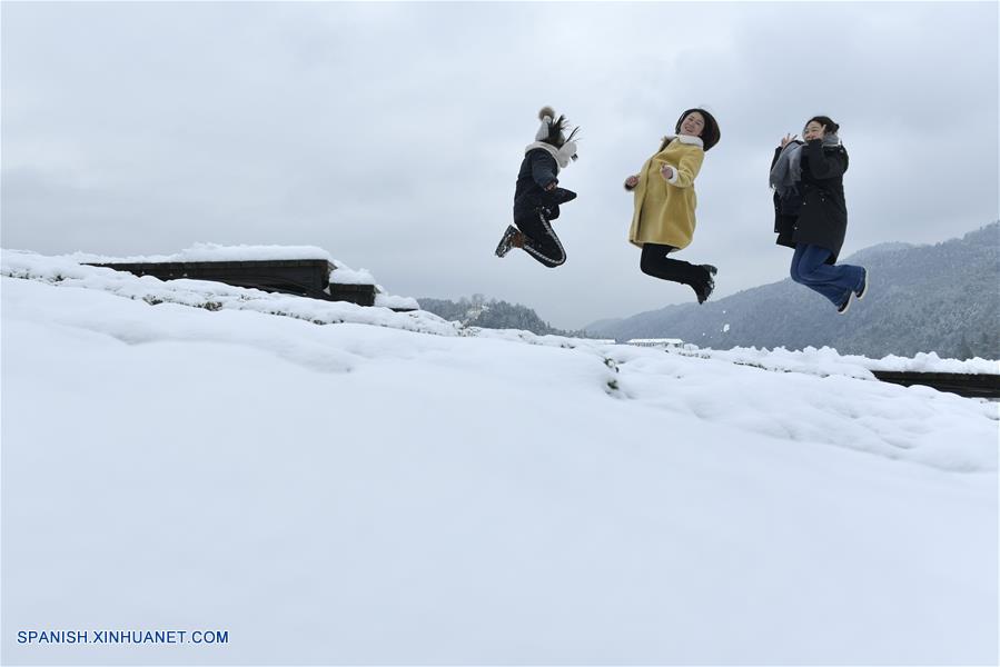 CHINA-HUBEI-CLIMA-NIEVE