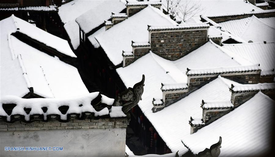 CHINA-CHONGQING-CLIMA-NIEVE