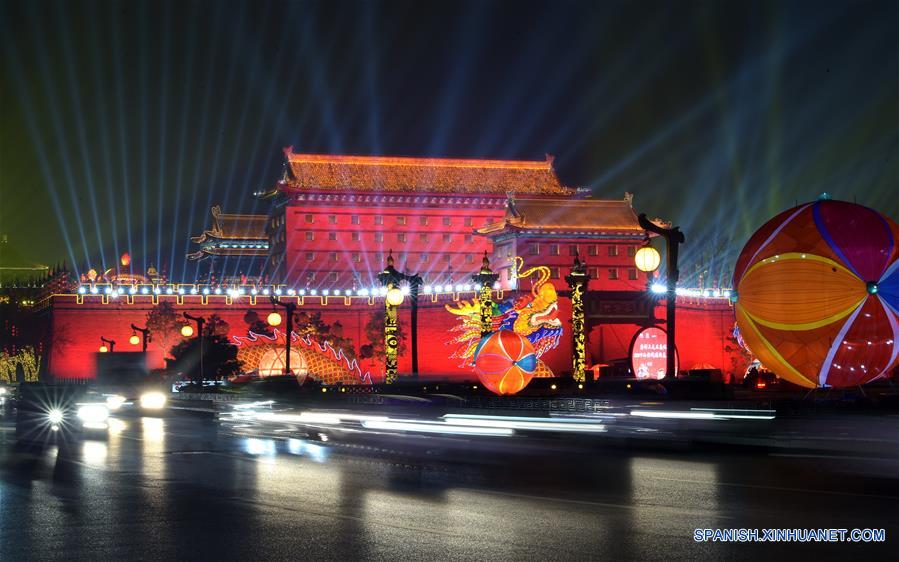 CHINA-SHAANXI-VISTA NOCTURNA