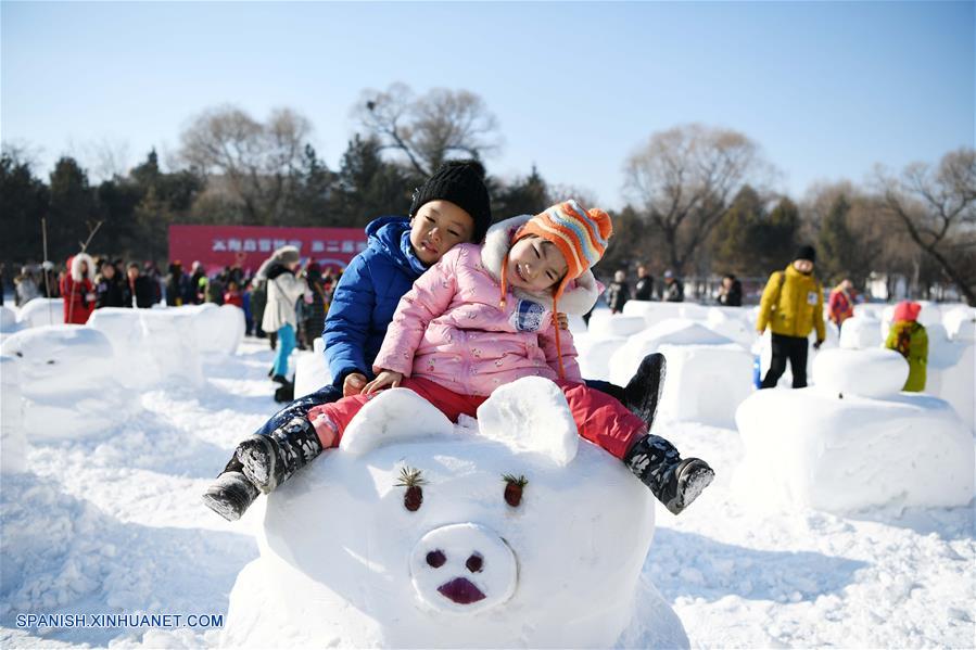 CHINA-HARBIN-MUÑECOS DE NIEVE-FESTIVAL DE PRIMAVERA-SERIE