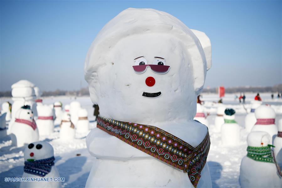 CHINA-HARBIN-MUÑECOS DE NIEVE-FESTIVAL DE PRIMAVERA-SERIE