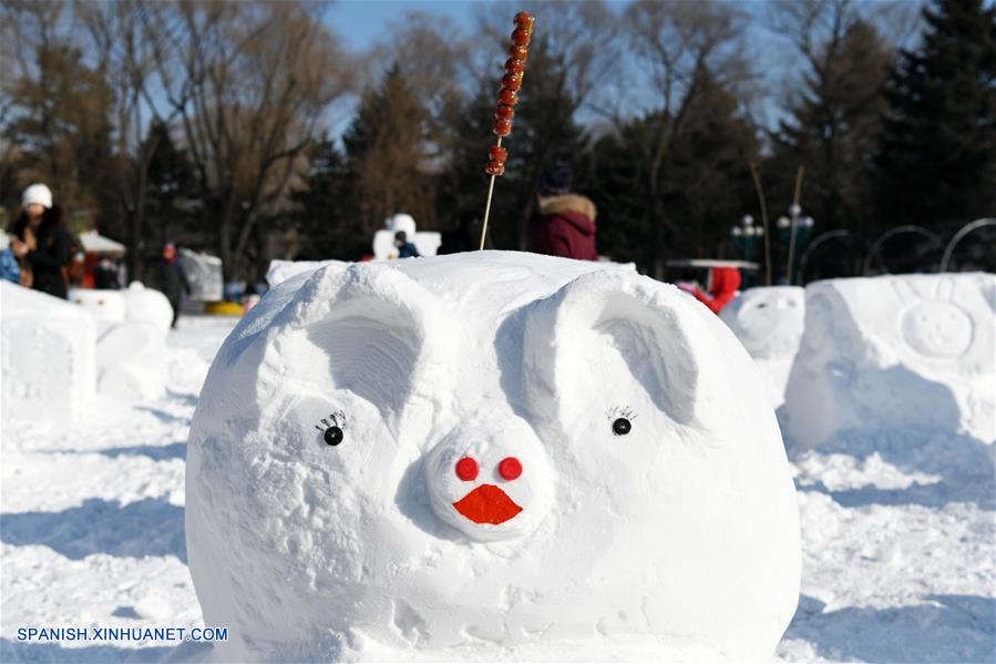 CHINA-HARBIN-MUÑECOS DE NIEVE-FESTIVAL DE PRIMAVERA-SERIE