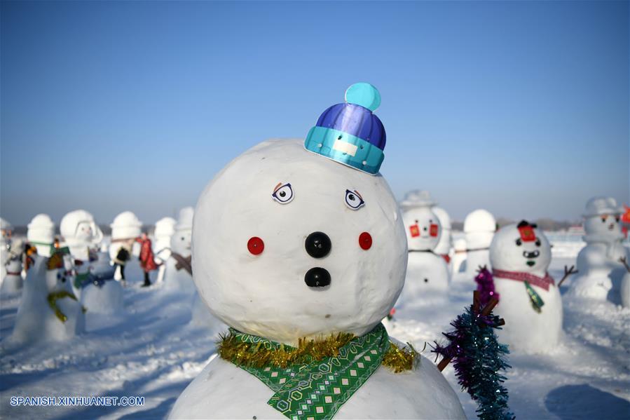 CHINA-HARBIN-MUÑECOS DE NIEVE-FESTIVAL DE PRIMAVERA-SERIE