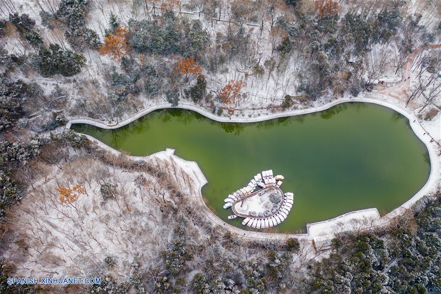 CHINA-ANHUI-NIEVE-TURISMO