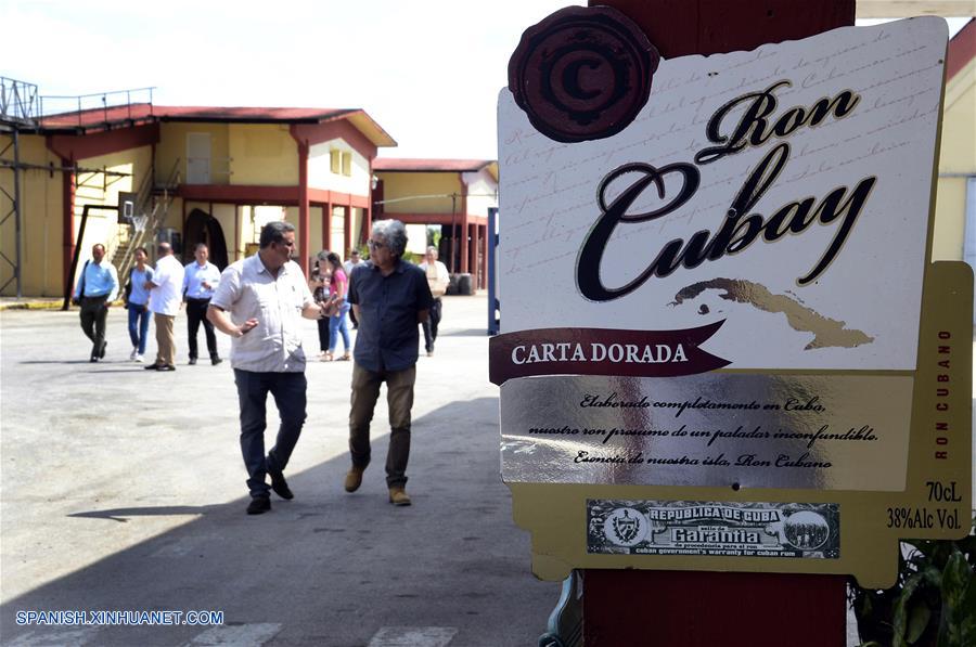 CUBA-VILLA CLARA-RON CUBAY-SERIE