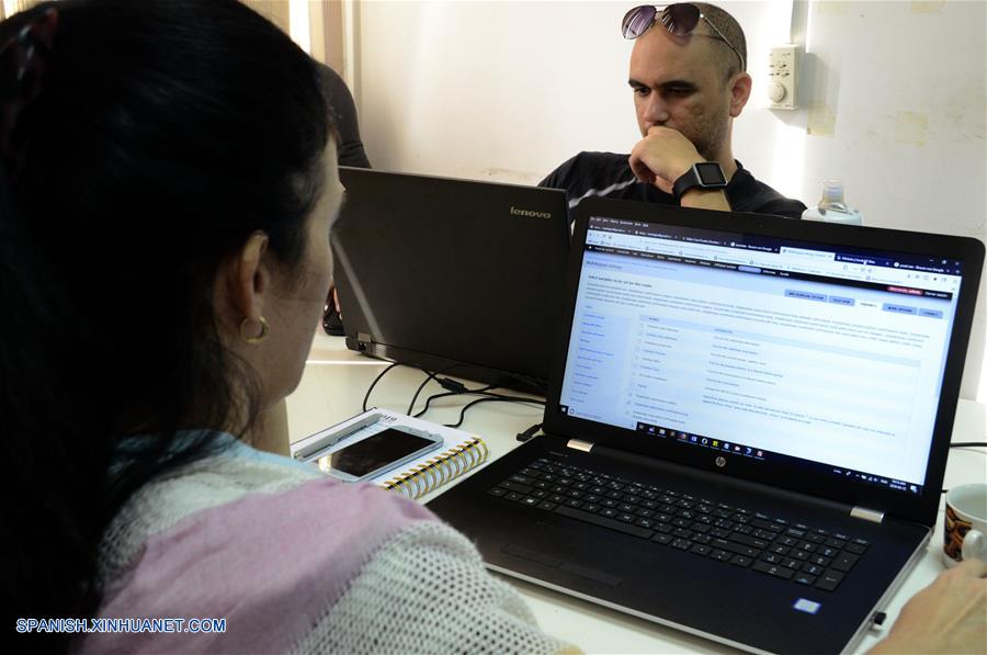 CUBA-HABANA-TECNOLOGIA-COMPAÑIA LOMBAO ESTUDIO