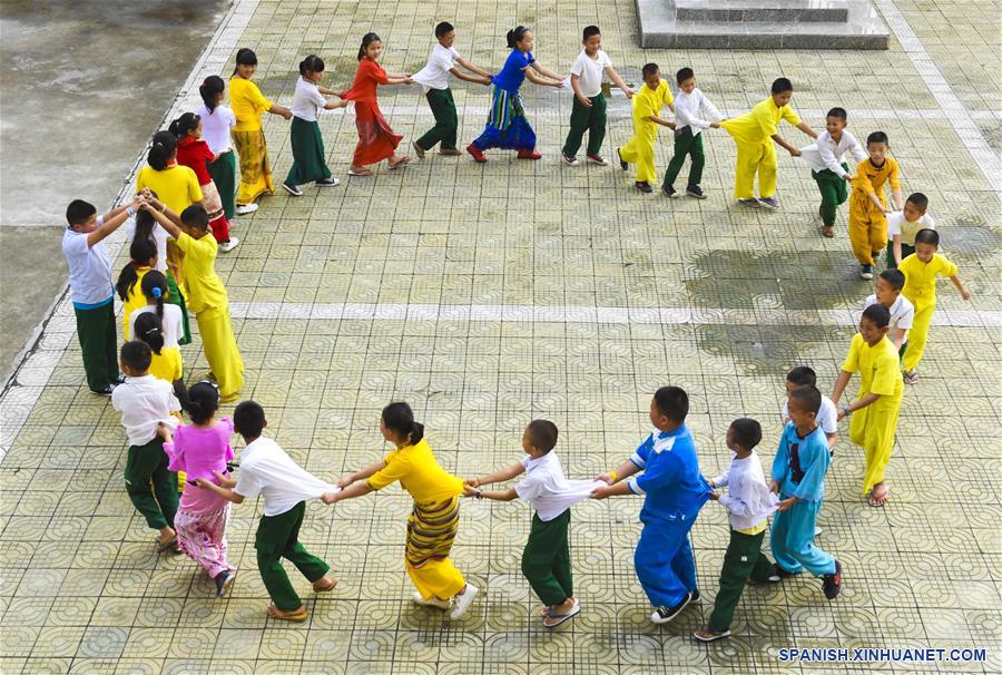 CHINA-YUNNAN-MYANMAR-INICIATIVA DE LA FRANJA Y LA RUTA-COMERCIO-SERIE