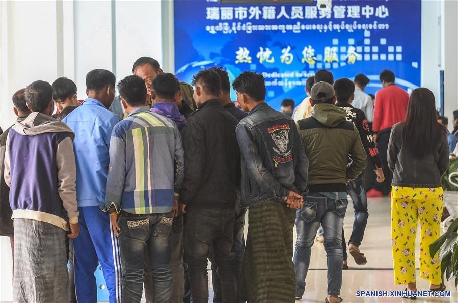 CHINA-YUNNAN-MYANMAR-INICIATIVA DE LA FRANJA Y LA RUTA-COMERCIO-SERIE