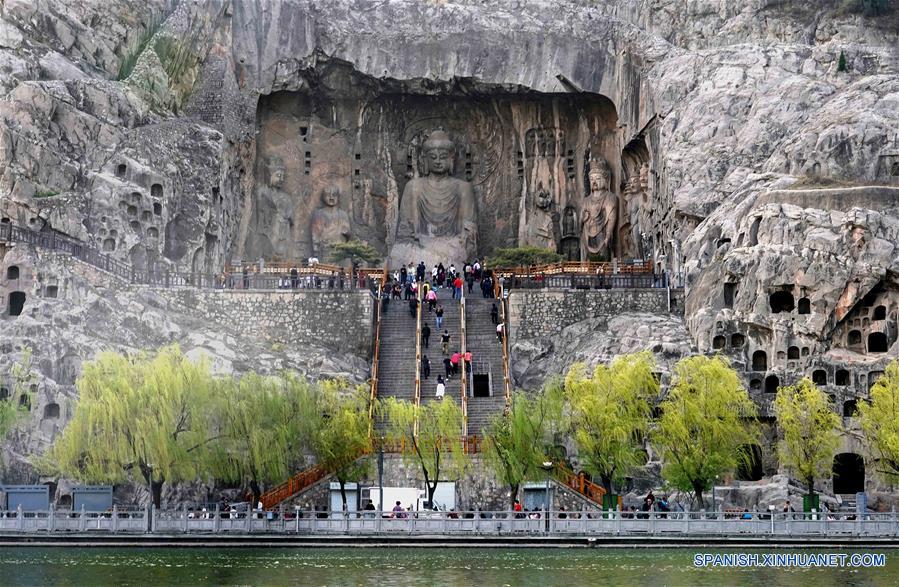 CHINA-HENAN-GRUTAS DE LONGMEN