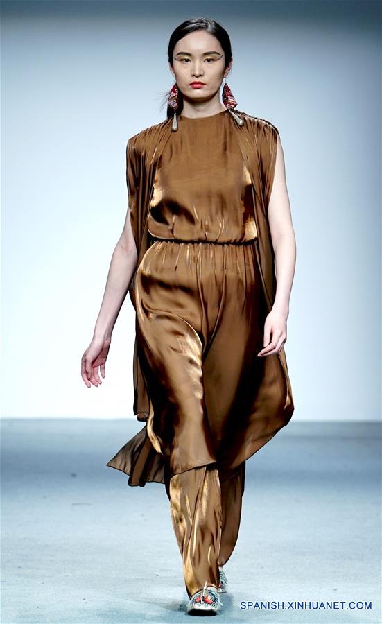 CHINA-SHANGHAI-DESFILE DE DISE&Ntilde;O DE MODA
