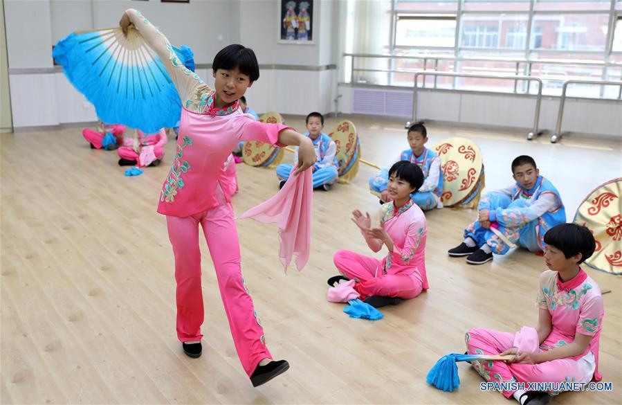 CHINA-HEBEI-DANZA POPULAR