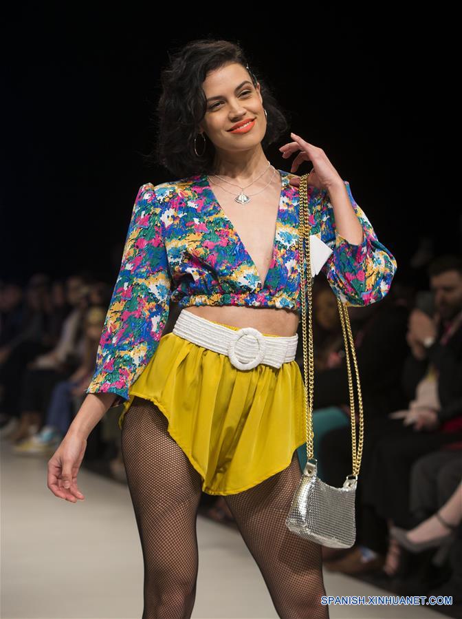 CANADA-TORONTO-DESFILE DE MODAS