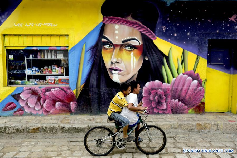 HONDURAS-CANTARRANAS-MURALES