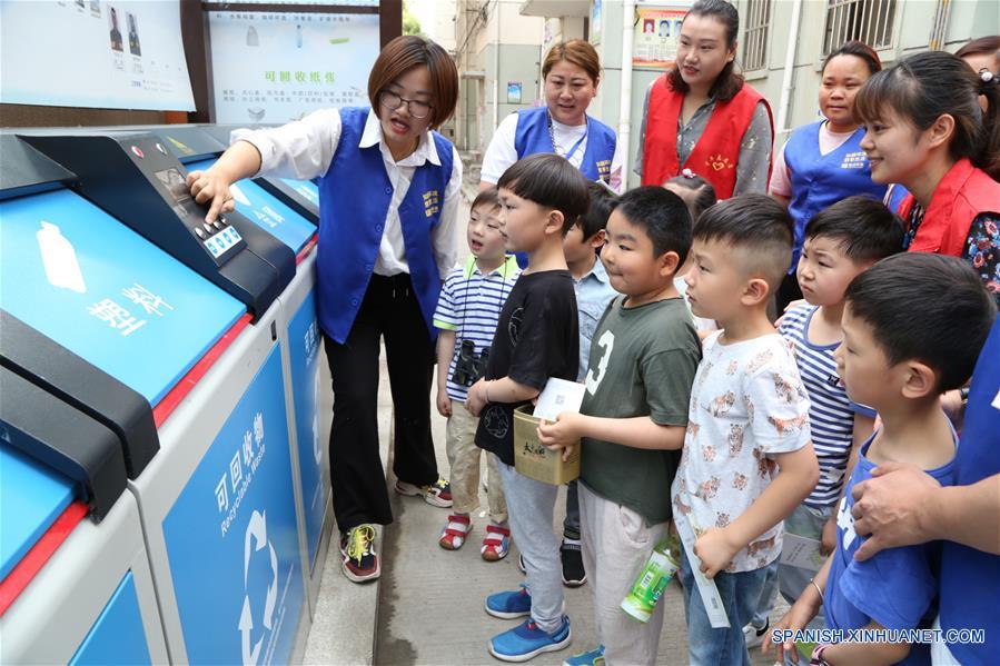 CHINA-ANHUI-CLASIFICACION DE RESIDUOS-EDUCACION 