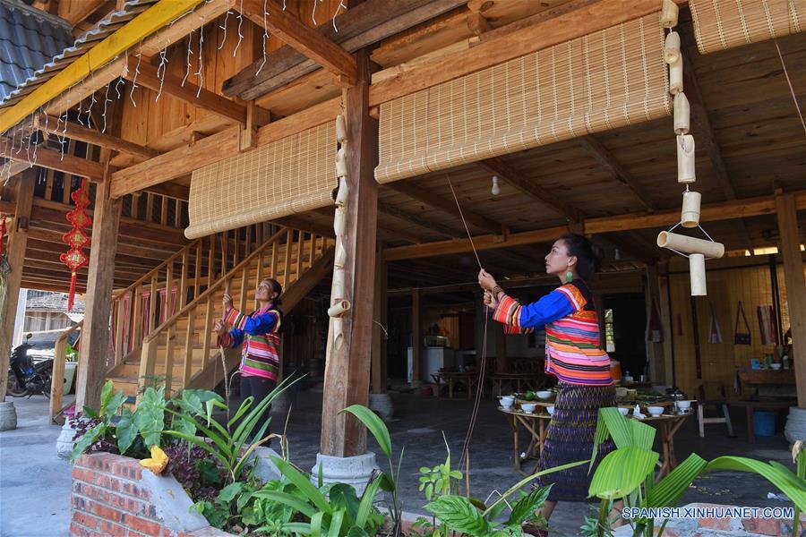 CHINA-YUNNAN-ETNIA JINO-ESTANCIA