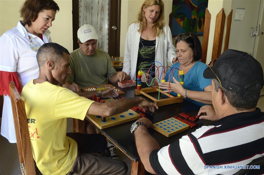 CUBA-HOLGUIN-ATAXIA-REHABILITACION