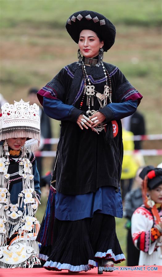 CHINA-SICHUAN-GRUPO ETNICO YI-CONCURSO DE BELLEZA